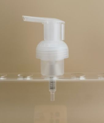 Bomba de espuma de plástico transparente de design delicado para garrafas de shampoo