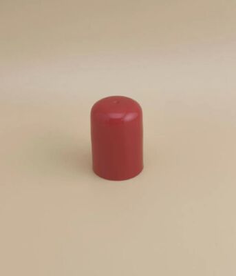 Tampa de plástico vermelha com design elegante para frascos de produtos para a pele