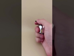 Bomba de creme preta e prateada K702-1 para garrafas cosméticas