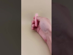 Embalagem rosa pequena para protetor labial com tampa canelada transparente para batons