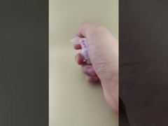 Bomba de loção transparente com trava esquerda-direita K204-2 para cuidados com a pele