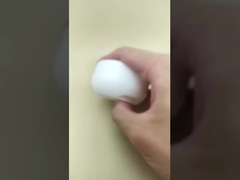 Tampa de plástico branca com pressão para frascos de shampoo