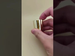 Tampa redonda lisa de alumínio-plástico dourado com botão transparente para frascos de cuidados com a pele