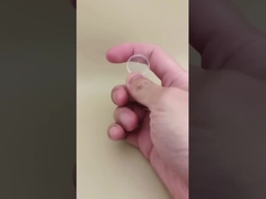 Tampa de plástico redonda, transparente e canelada para frascos cosméticos