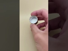 Capa lisa de plástico redonda de grãos de madeira para garrafas cosméticas