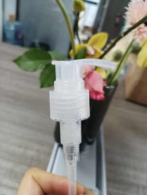 Bomba de loção 24 410 28 410 Plástico PP Bomba de líquido para lavagem das mãos Tipo push Rosca