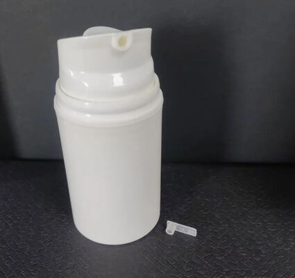 Luxury Slim Water Foaming Refillable Airless Cosmetic Pump Bottle com para cuidados com a pele