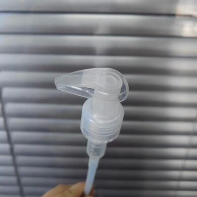 Cabeça de bomba 2cc Dispensador de loção bomba 28/410 Prata brilhante metalizada