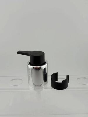 28/410 Bomba de creme de plástico preto mate com clipe para embalagens de cosméticos